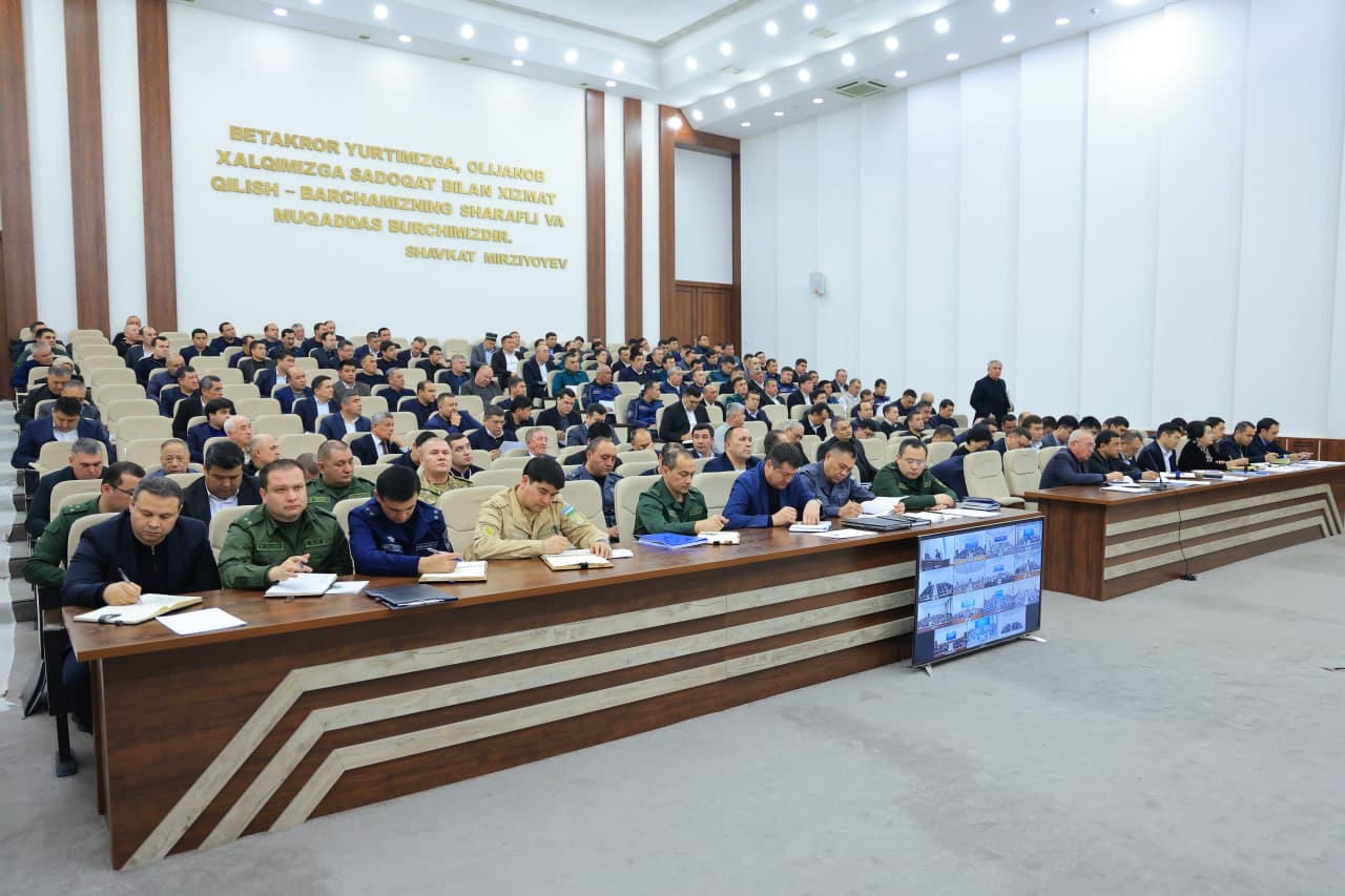 Наманган вилоят ҳокимлигида маҳаллалардаги жиноятчилик ҳолати муҳокама қилинди