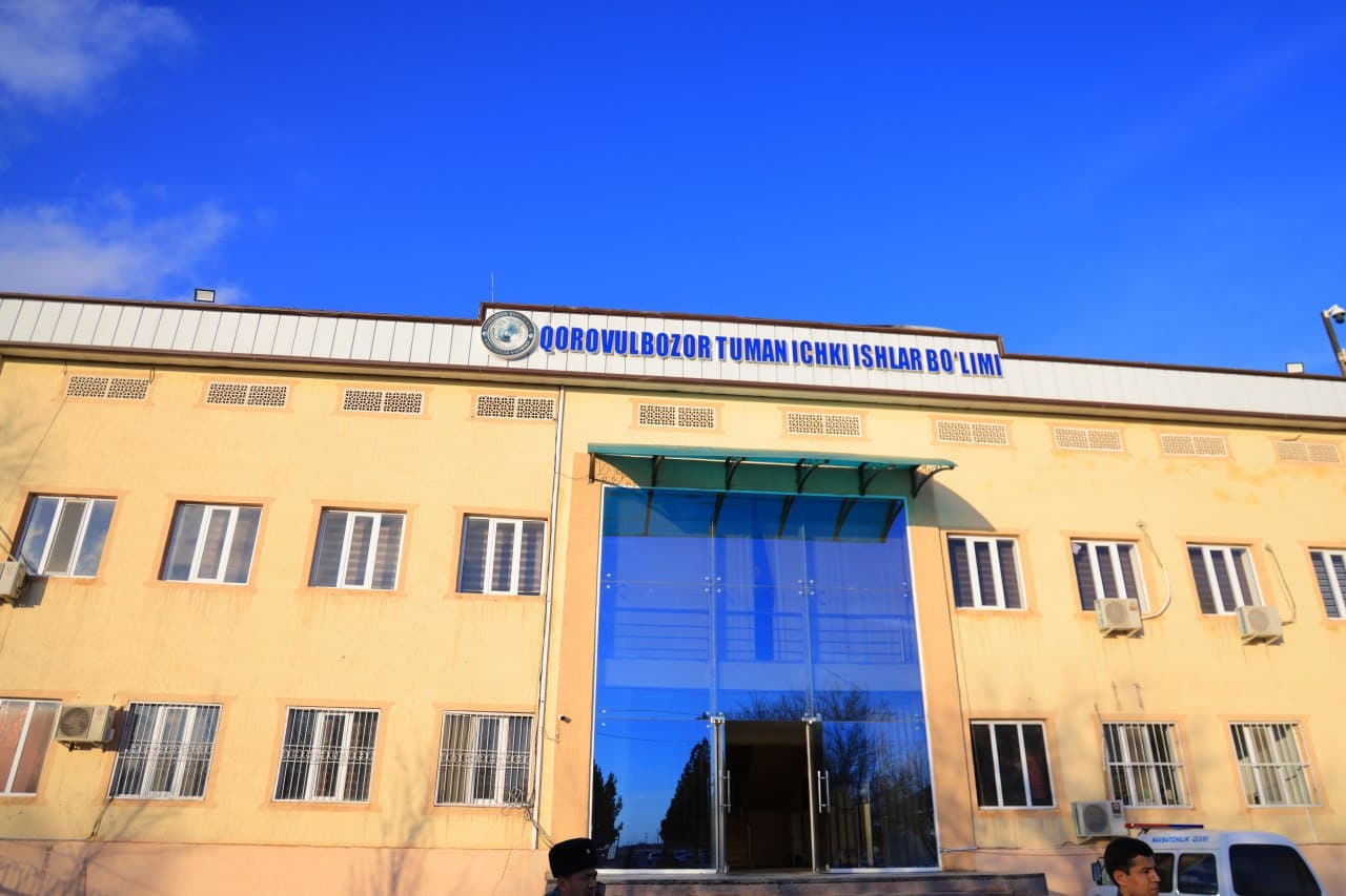 Buxoro viloyati Qorovulbozor tumanida jamoat xavfsizligi va aholi bilan ishlash samaradorligini oshirishga qaratilgan ochiq muloqotlar oʻtkazildi