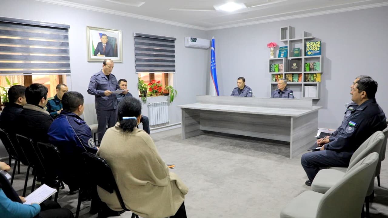 ИИВ Академияси раҳбарияти пойтахтимизнинг Мирзо Улуғбек туманидаги «Аҳиллик» маҳалласида бўлиб, хавфсиз муҳит яратиш борасида амалга оширилаётган ишларни ўрганди