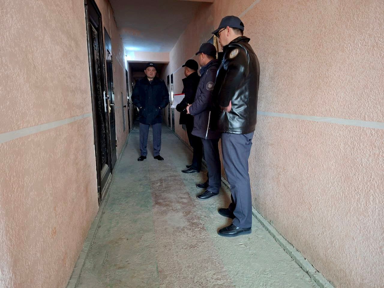 Сирдарё вилояти маҳаллаларида жамоат хавфсизлигини таъминлаш ва аҳоли билан яқин мулоқотни кучайтиришга қаратилган ишлар изчил давом этмоқда