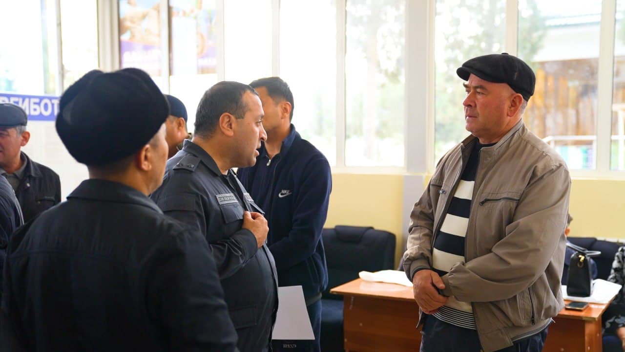 Qashqadaryo viloyati IIBda boshqarma jismoniy va yuridik shaxslarni qabul qilish xonasida fuqarolarni murojaatlari boʻyicha qabul oʻtkazildi