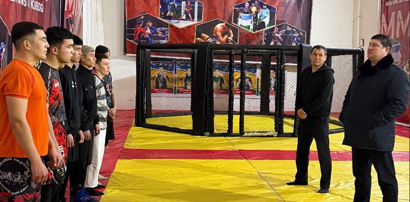 Қорақалпоғистон Республикаси Нукус шаҳрида аралаш жанг санъати ривожига бағишланган учрашув ўтказилди