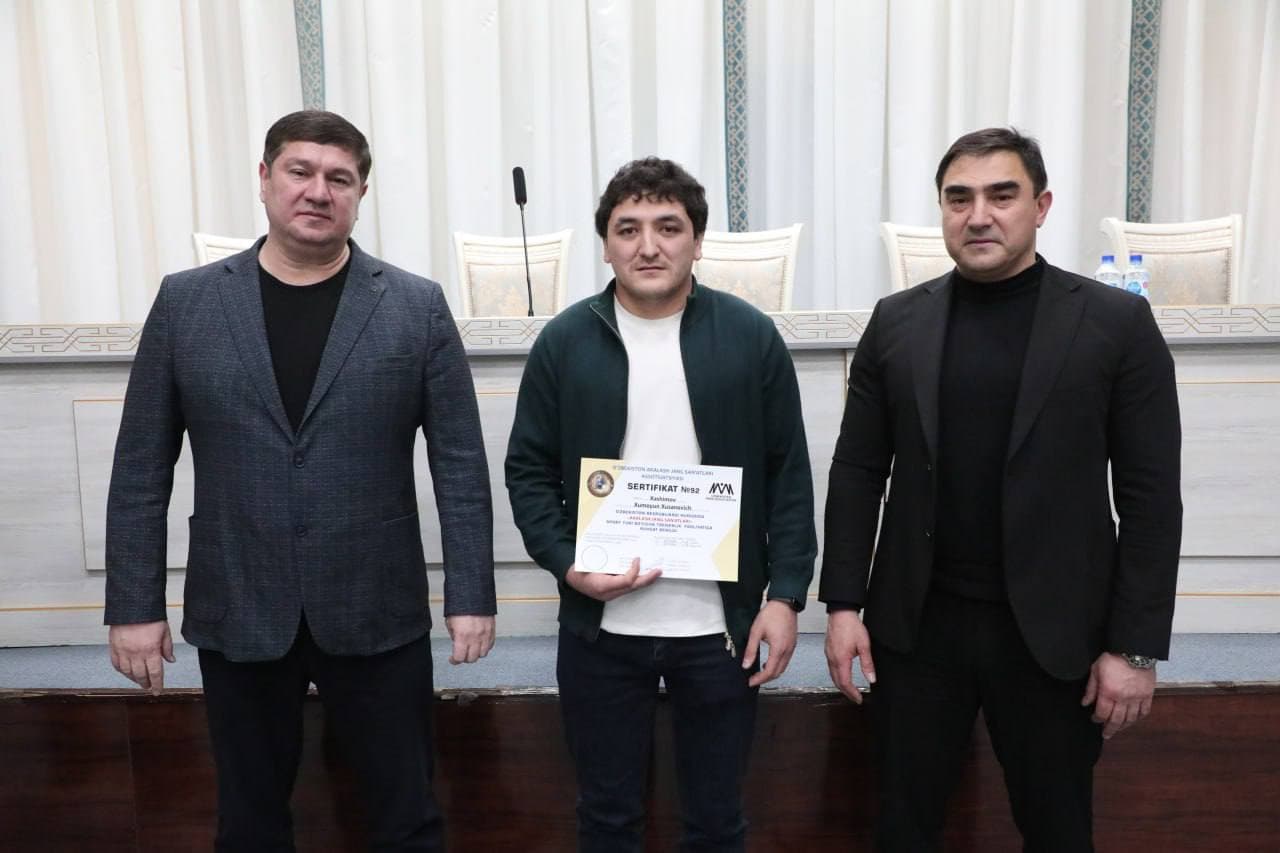 Қорақалпоғистон Республикаси Нукус шаҳрида аралаш жанг санъати ривожига бағишланган учрашув ўтказилди