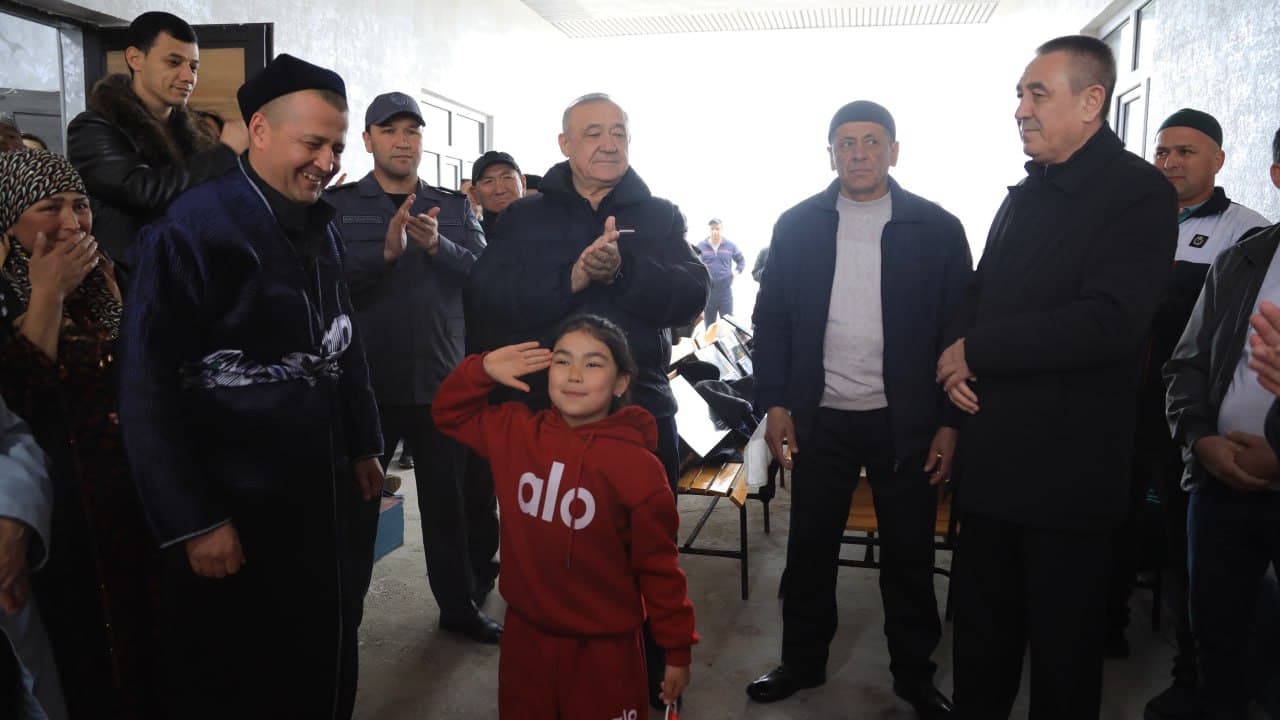 Jizzax viloyati Zomin tumanida saxovat va hamjihatlik namunasi: boquvchisini yoʻqotgan ehtiyojmand oila uchun yangi uy barpo etildi