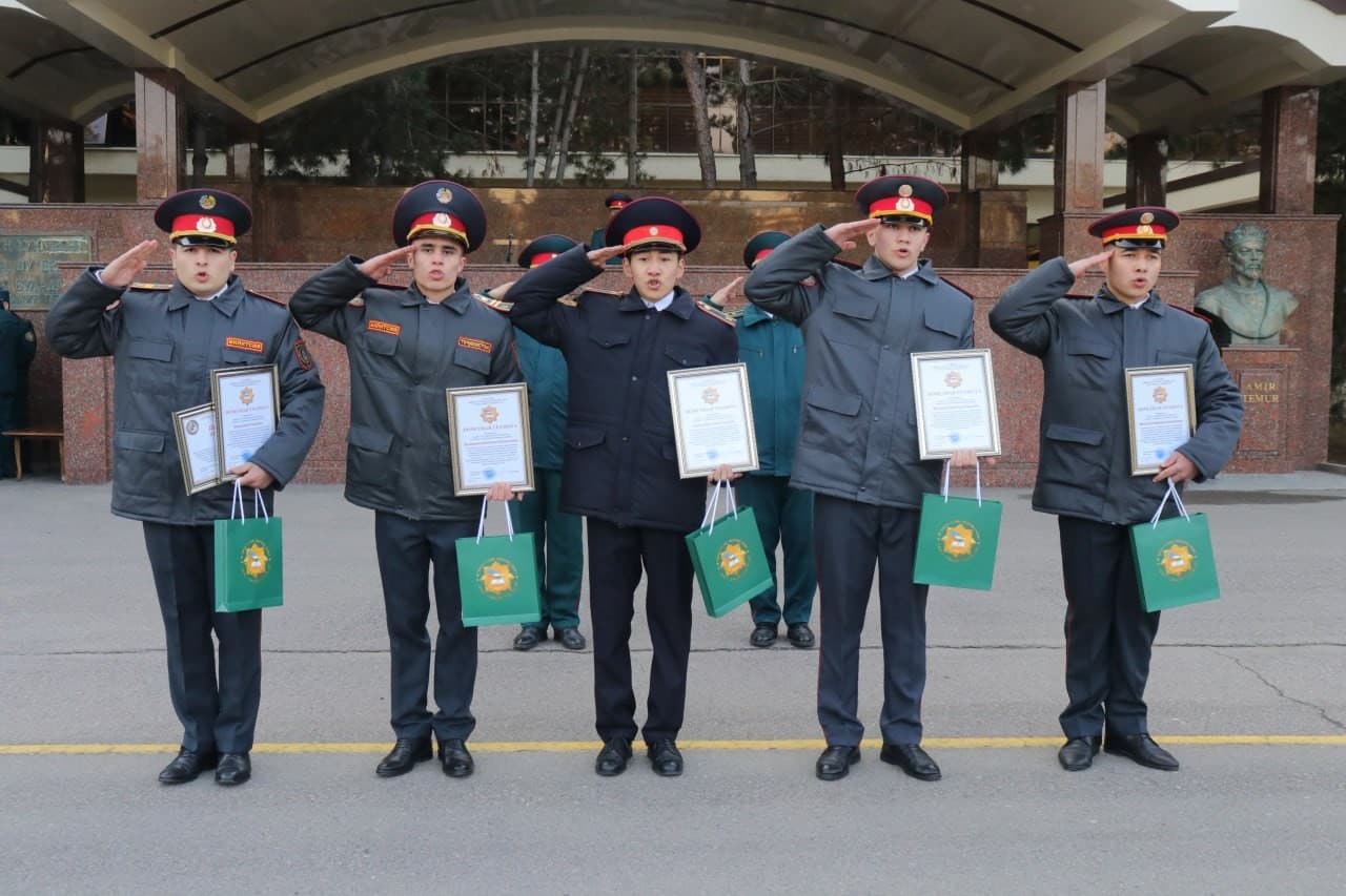 ИИВ Академиясининг Хорижий кадрлар билан ишлаш факультети курсантлари ўртасида кўрик-танлов ўтказилди