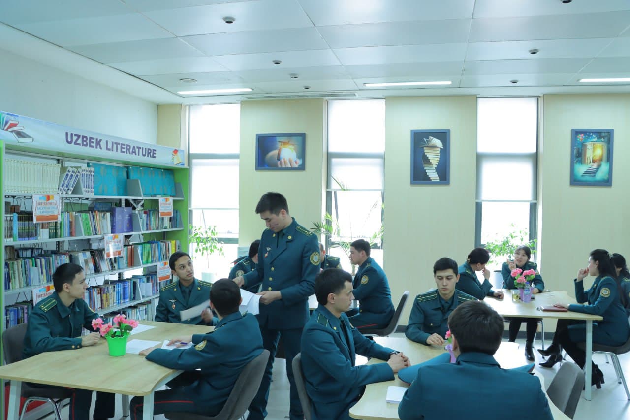 Andijonda yosh xodimlar oʻrtasida “Xorijiy tillar intellektual chellenji” koʻrik-tanlovi oʻtkazildi