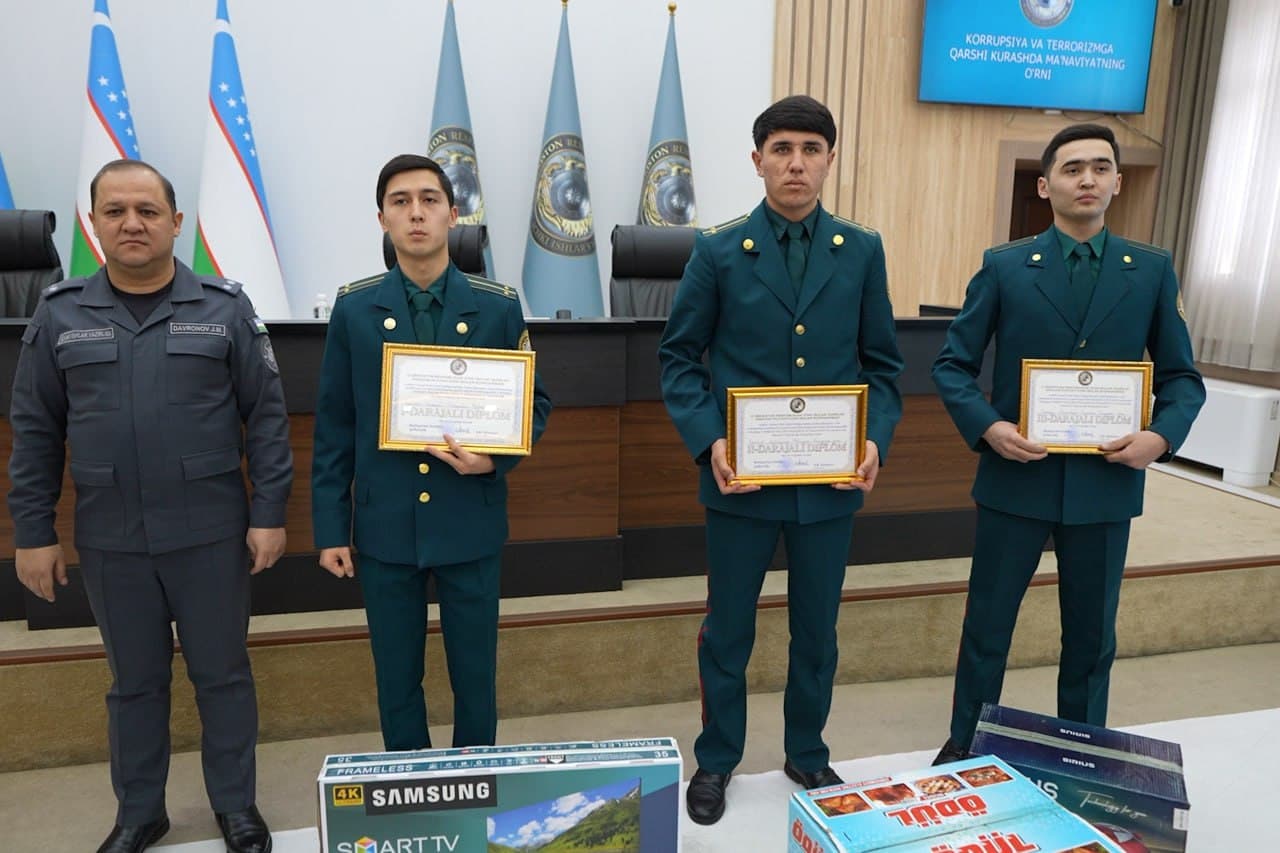 Andijonda yosh xodimlar oʻrtasida “Xorijiy tillar intellektual chellenji” koʻrik-tanlovi oʻtkazildi