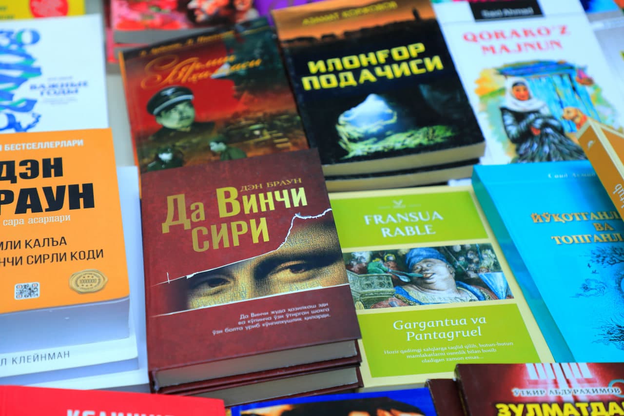 Kitob – maʼrifat manbai” shiori ostida “Kitoblar yarmarkasi” tashkil etildi