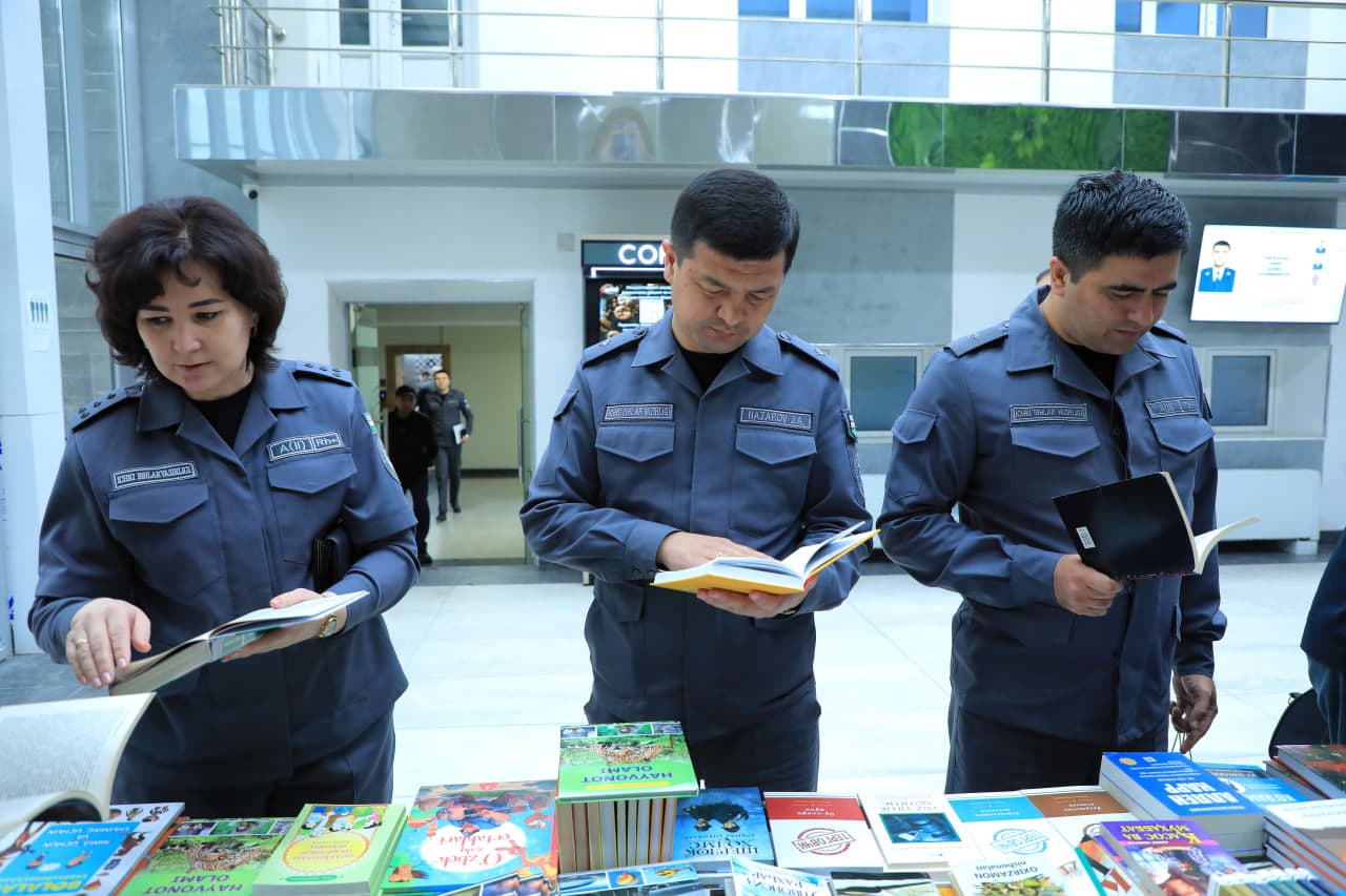 Kitob – maʼrifat manbai” shiori ostida “Kitoblar yarmarkasi” tashkil etildi