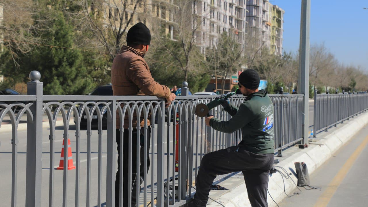 Бухоро шаҳрида хавфсиз йўллар ва ободонлаштириш ишлари: Вилоят ИИБ бошлиғи ҳудудларда ўрганишлар олиб борди