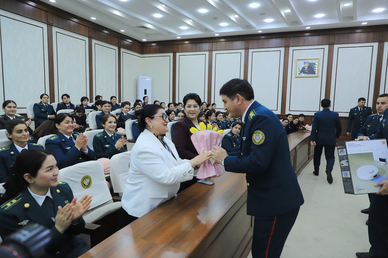 “Yangi Oʻzbekistonning shijoatli ayollari!” shiori ostida ichki ishlar organlari xotin-qizlarining V Respublika forumi boʻlib oʻtdi