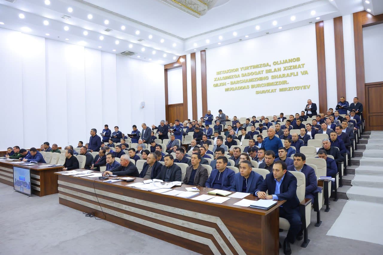 Namangan viloyat hokimligida joriy yilning ikki oyi davomida viloyatdagi jinoyatchilik ahvoli muhokama qilindi