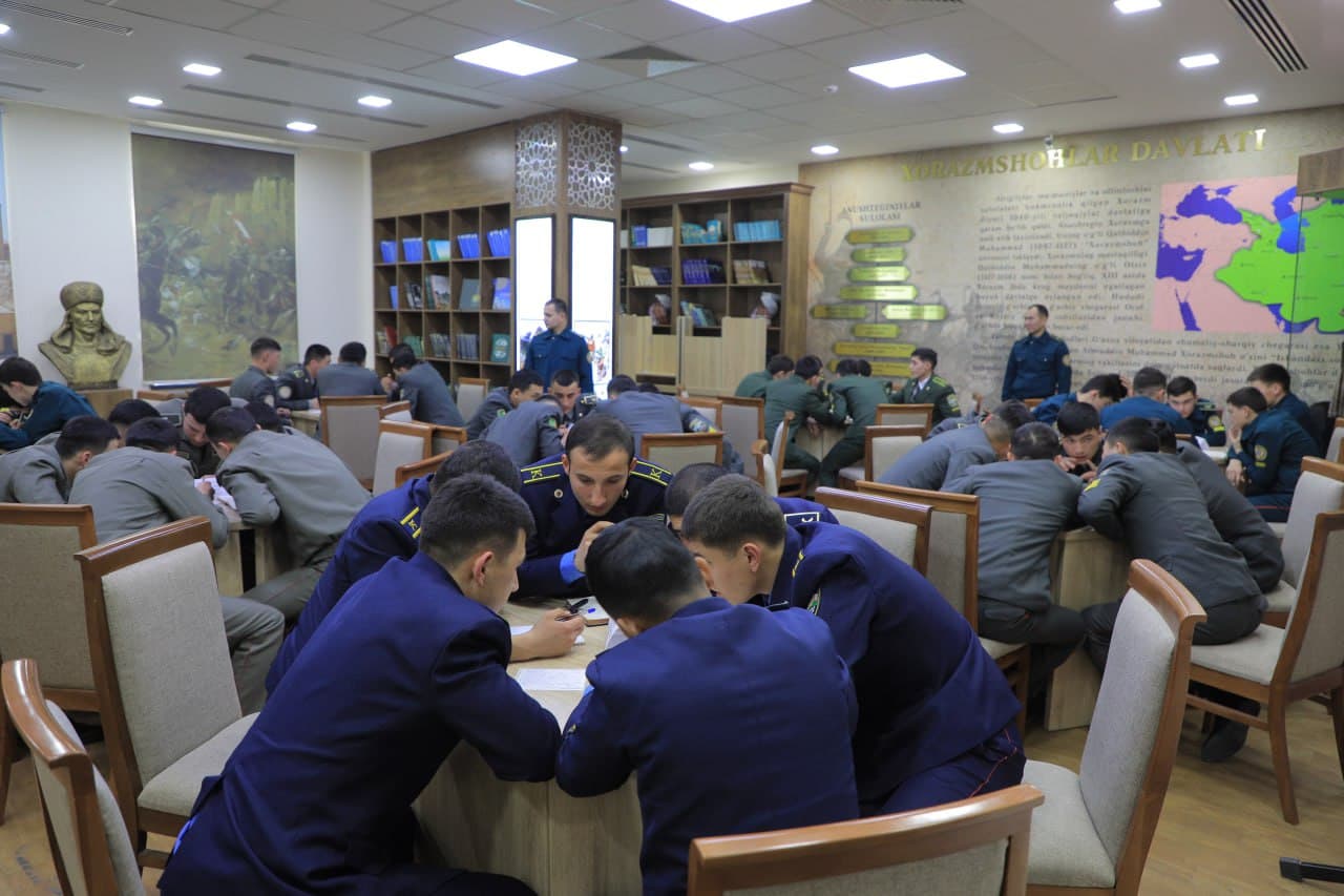 В Академии МВД состоялась интеллектуальная игра "Заковат" среди курсантов военных и военизированных высших образовательных учреждений