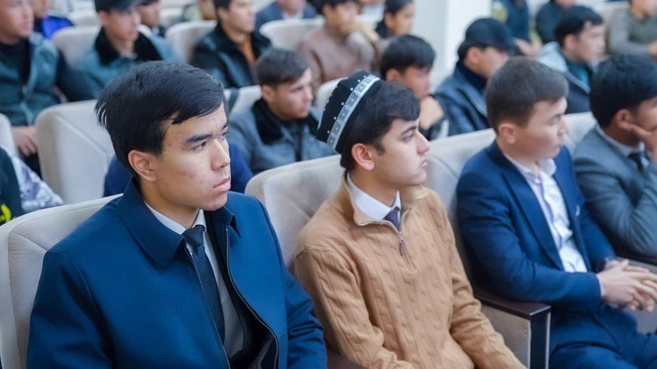 IIV huzuridagi Migratsiya va personallashtirish departamenti rahbariyati “Payshanba – Yoshlar kuni” doirasida talabalar bilan ochiq muloqot oʻtkazdi