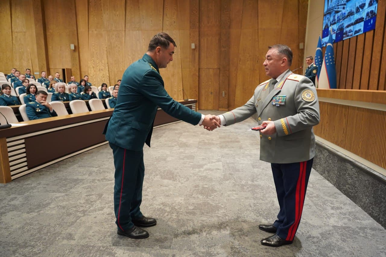 IIV Transport va turizm obyektlarida xavfsizlikni taʼminlash departamentida Navroʻz bayrami munosabati bilan bir guruh soha fidoyilari munosib taqdirlandi