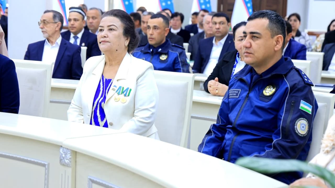 Buxorolik fidoyi xodimlar yuksak eʼtirofga munosib koʻrildi