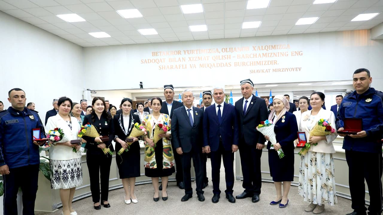 Buxorolik fidoyi xodimlar yuksak eʼtirofga munosib koʻrildi