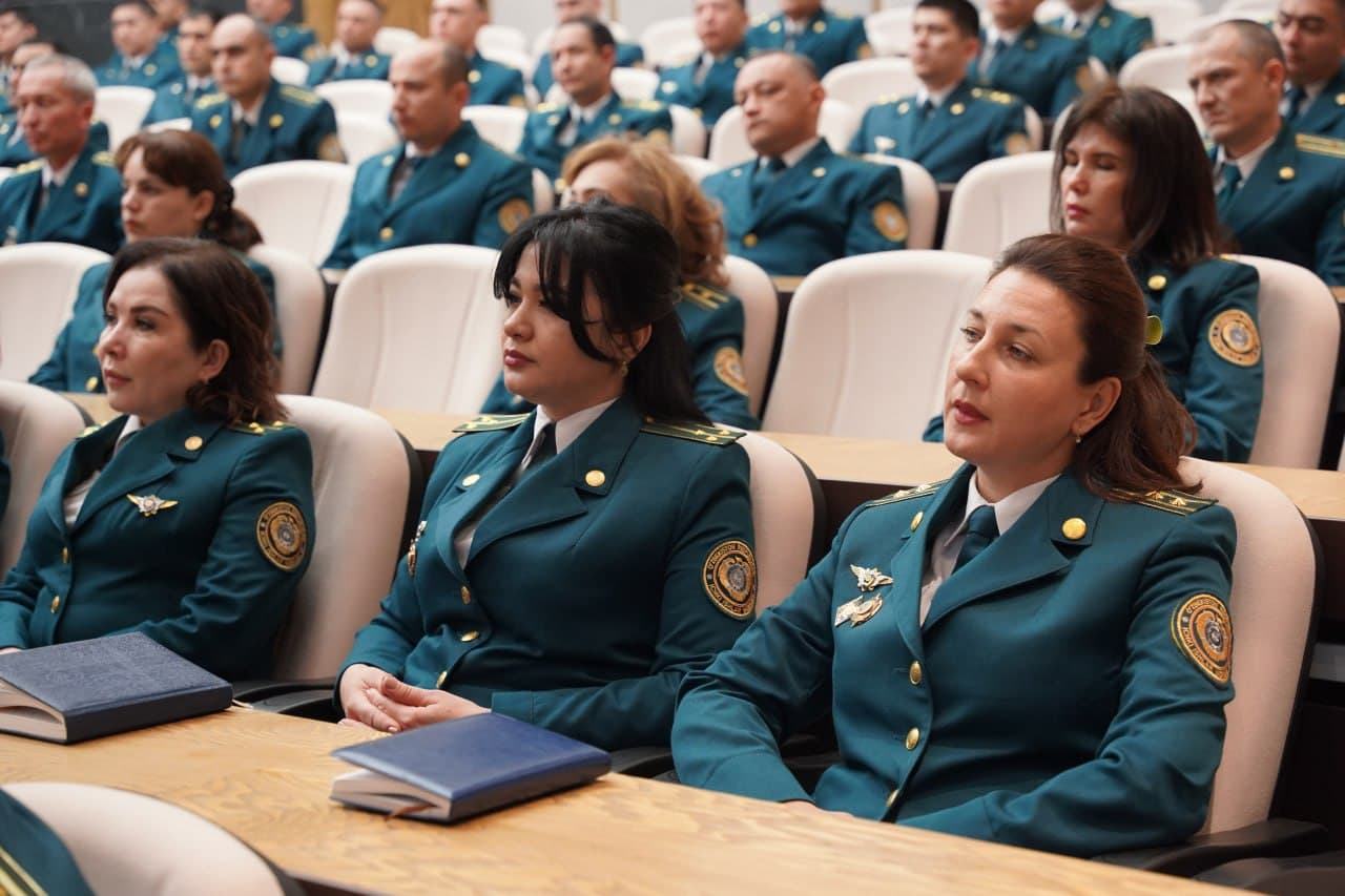 IIV Transport va turizm obyektlarida xavfsizlikni taʼminlash departamentida Navroʻz bayrami munosabati bilan bir guruh soha fidoyilari munosib taqdirlandi