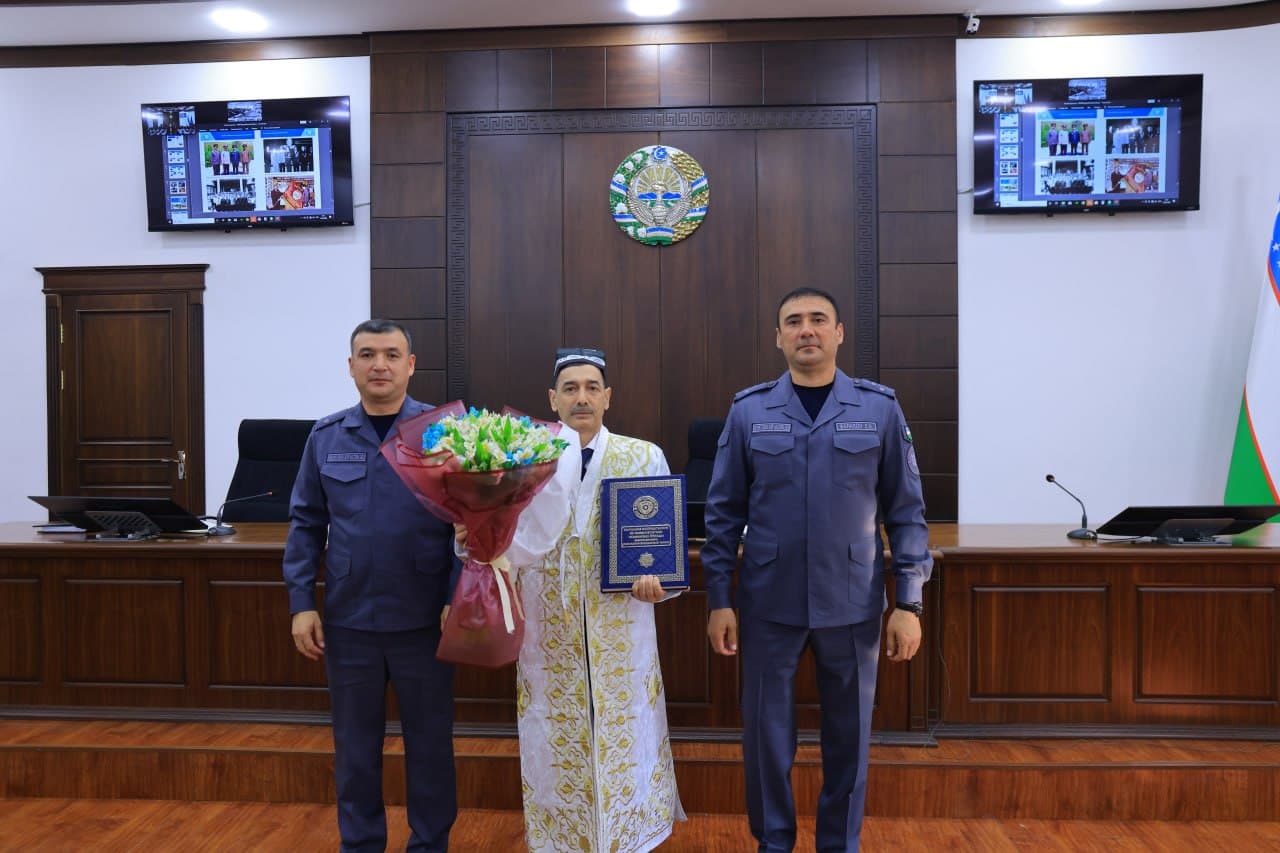 Buxoro viloyati ichki ishlar boshqarmasida “Xalqimiz osoyishtaligi va xavfsizligini taʼminlash yoʻlida” nomli yangi tarixiy kitob taqdimoti oʻtkazildi