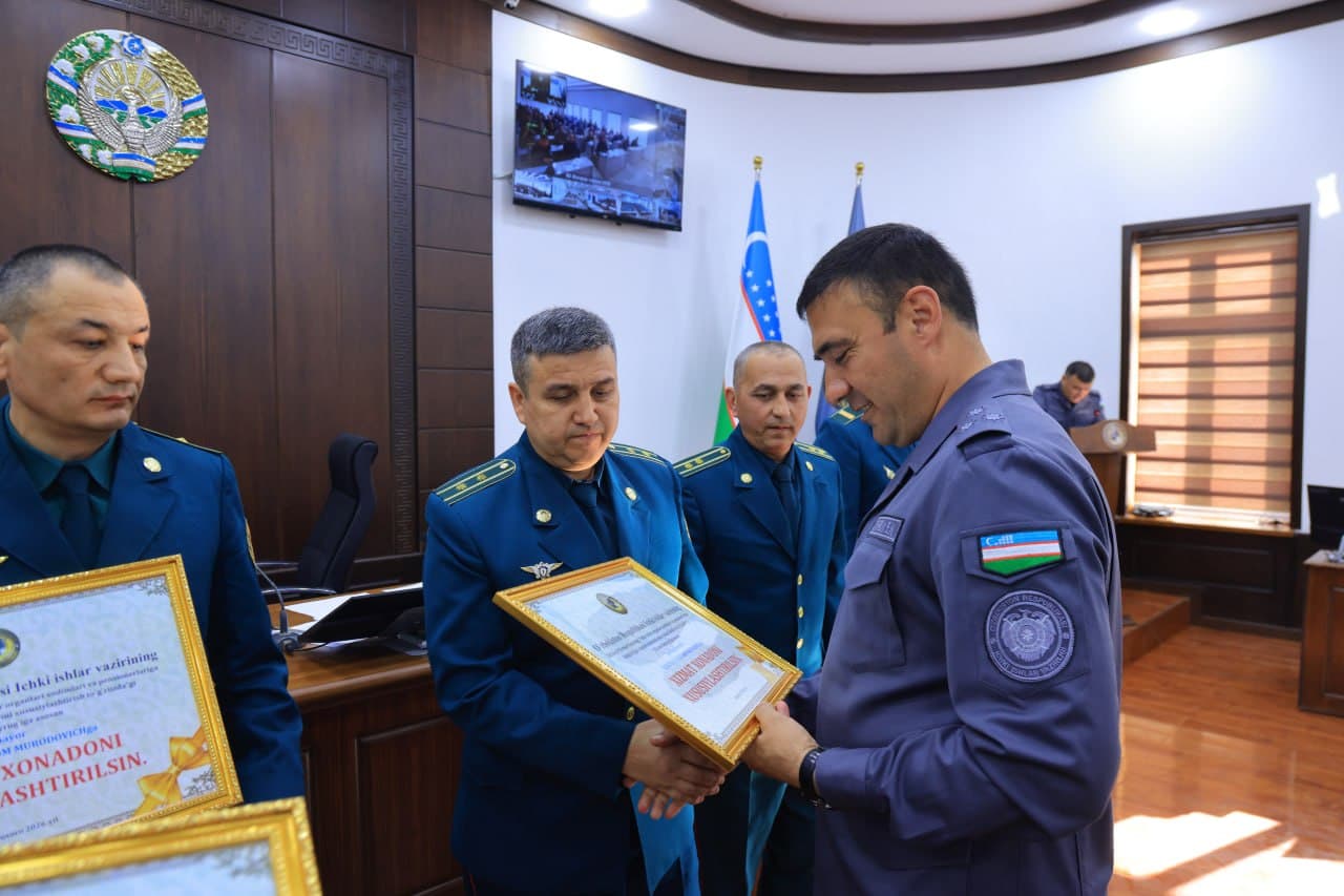 Муносиб хизмат ва фидойиликка юксак эътибор: Бухорода ички ишлар ходимлари ҳамда фахрийларига хизмат уйлари бепул мулк қилиб берилди