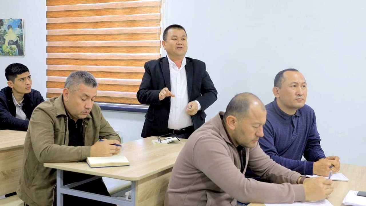 ИИВ Академияси раҳбарияти томонидан пойтахт туманларида “маҳалла еттилиги” учун семинар-тренинглар ташкил этилмоқда