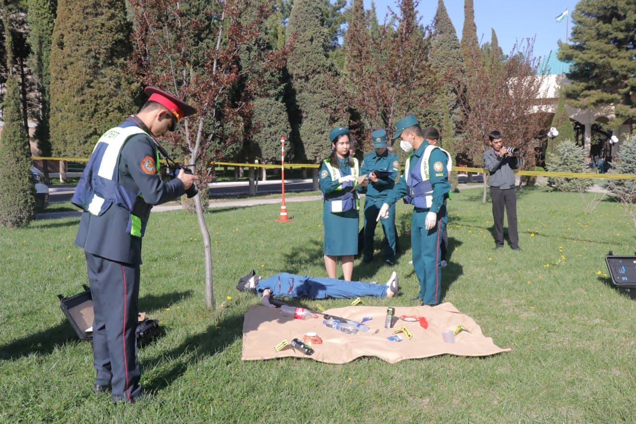 IIV akademiyasida “Oʻqotar qurollar va uning oʻq-dorilari noqonuniy muomalasiga qarshi kurashish: milliy va xalqaro tajriba, raqamli texnologiyalar va zamonaviy xavf-xatarlar” mavzuida milliy seminar boʻlib oʻtdi