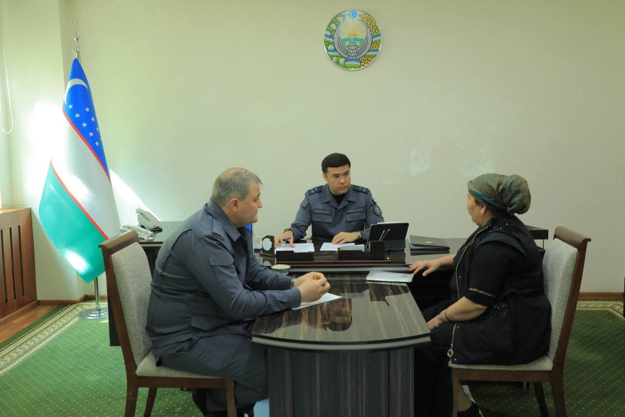 Surxondaryoda Ichki ishlar vaziri oʻrinbosari tomonidan oʻtkazilgan sayyor qabulda aholi murojaatlari atroflicha koʻrib chiqilib, muammolar tizimli hal qilishga qaratilgan vazifalar belgilab olindi