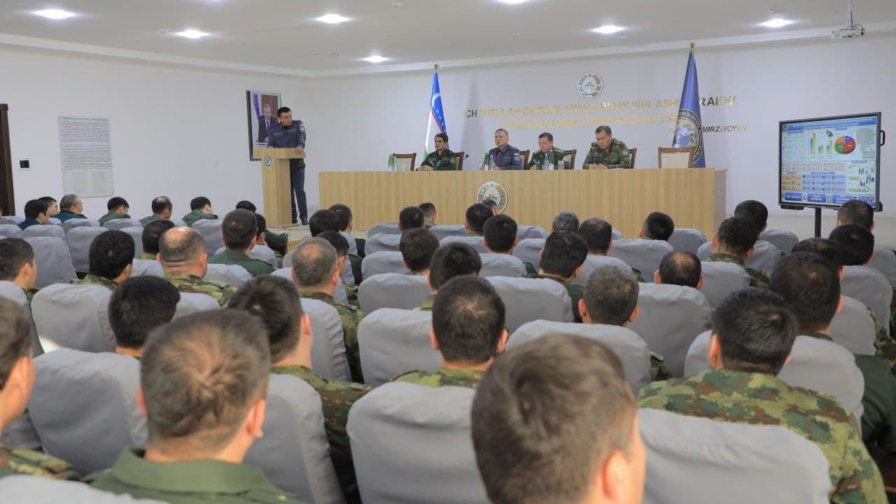 IIV Akademiyasi rahbariyati hamda boshqa masʼul rahbarlar ishtirokida Sergeli tumanida “poytaxt tajribasi” asosida kriminogen vaziyatni barqarorlashtirish masalalari muhokama qilindi