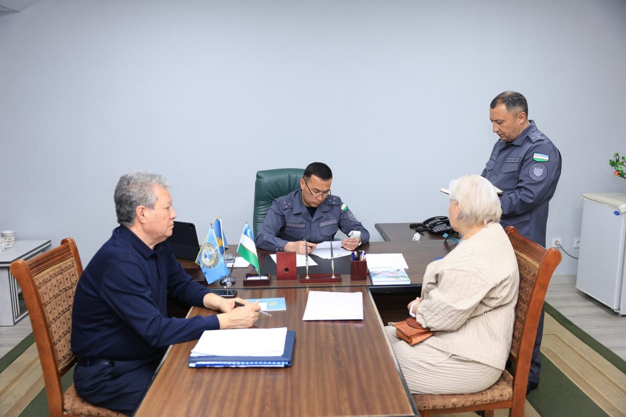 Ichki ishlar vazirligi hamda uning hududiy boʻlinmalari tomonidan tashkil etilgan sayyor qabullar davomida fuqarolarning murojaatlari batafsil oʻrganilib, mavjud muammolarni tizimli bartaraf etishga qaratilgan aniq vazifalar belgilanmoqda