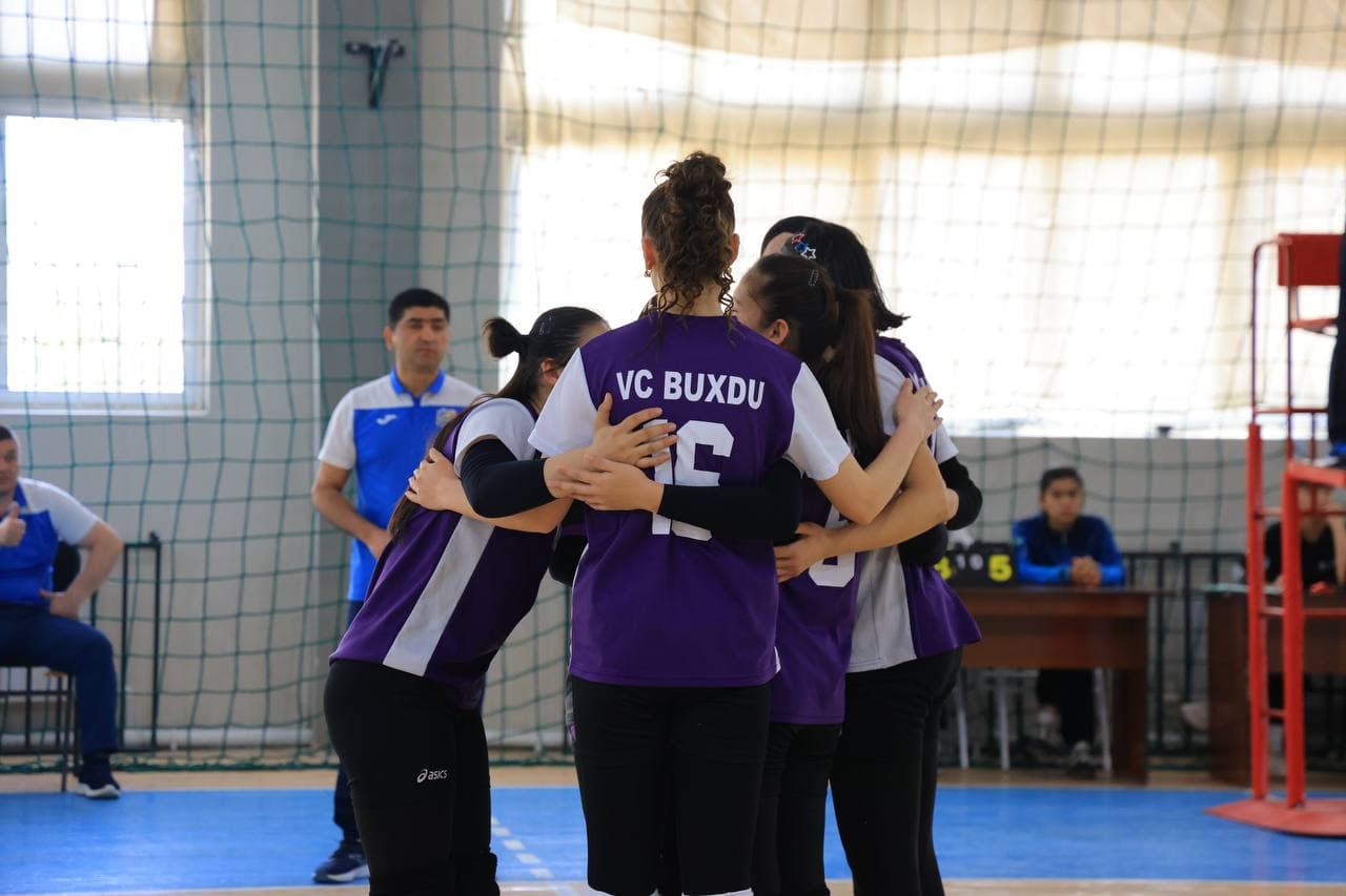 Buxoro voleybolchi qizlari Oʻzbekiston chempionatida ishonchli gʻalabaga erishdi