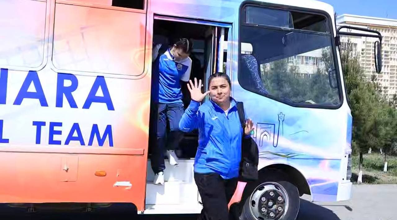 Buxoro voleybolchi qizlari Oʻzbekiston chempionatida ishonchli gʻalabaga erishdi