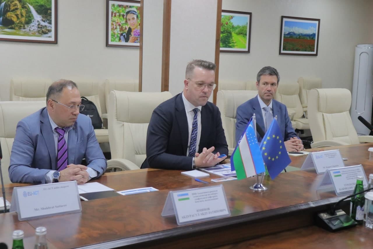 ИИВ академиясида EU-ACT дастурининг Марказий Осиёдаги минтақавий мувофиқлаштирувчиси Каспарс Валпетерис билан учрашув бўлиб ўтди