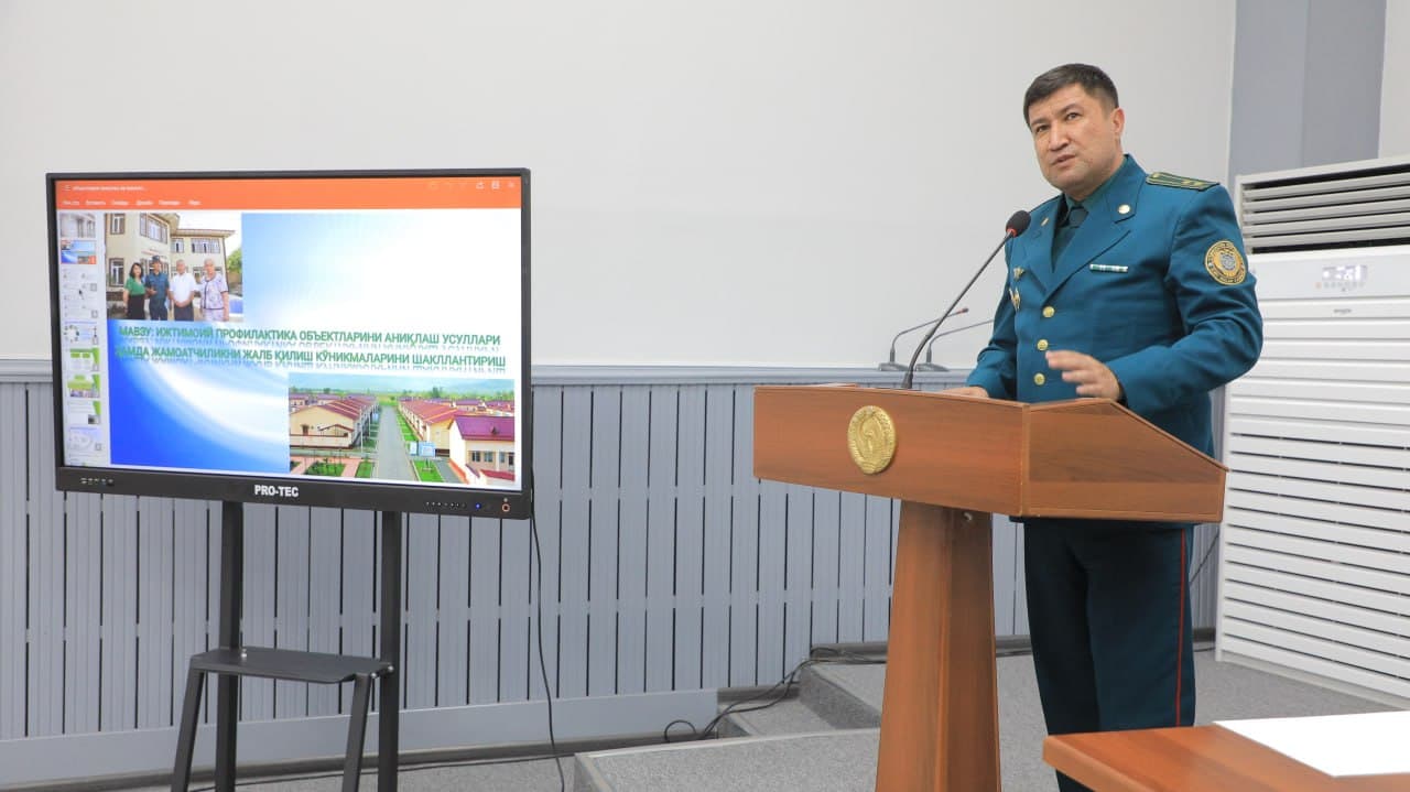 Toshkent viloyati Chirchiq shahar hokimligida “mahalla yettiligi” tizimi xodimlari uchun seminar-trening tashkil qilindi