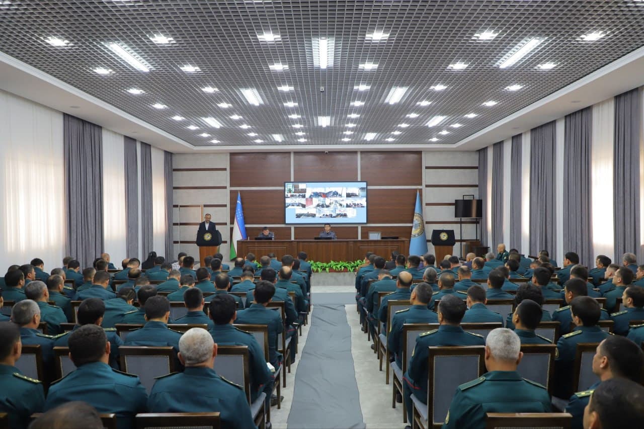 Sirdaryo viloyati IIBda qonuniylik va xizmat intizomini mustahkamlash masalalari tanqidiy muhokama qilindi