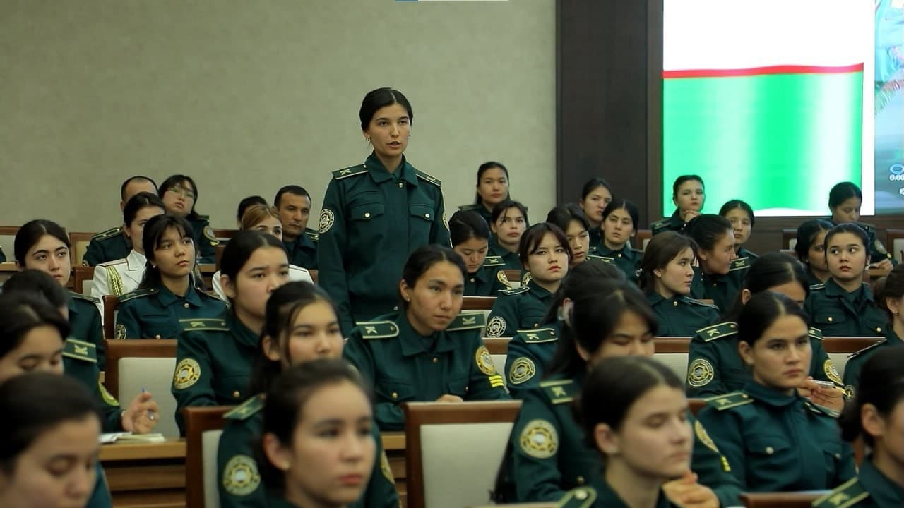 Yoshlar kuni munosabati bilan IIV akademiyasida “Rahbar va yoshlar” uchrashuvi boʻlib oʻtdi