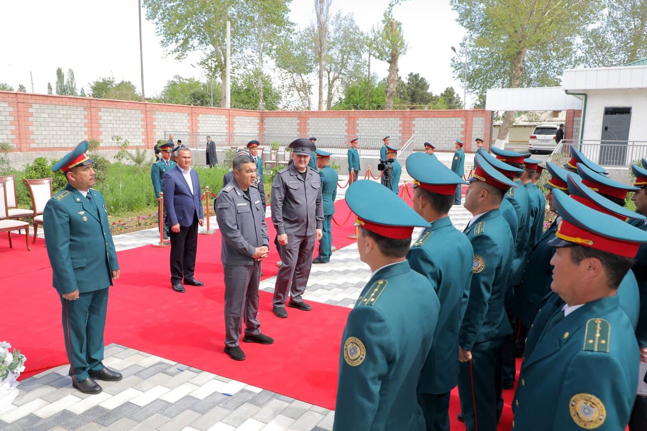 Yurtimizning uzoq tumanlarida xavfsizlikni taʼminlash hamda aholiga xizmat koʻrsatishni yaxshilash maqsadida Sariosiyo tumani Ichki ishlar boʻlimining yangi zamonaviy binosi foydalanishga topshirildi