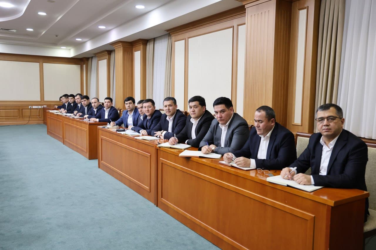 Oʻzbekiston Respublikasi Prezidenti huzuridagi Davlat siyosati va boshqaruvi akademiyasida ichki ishlar organlari xodimlari uchun aholi murojaatlari bilan ishlash samaradorligini oshirishga qaratilgan maxsus oʻquv kursi davom etmoqda