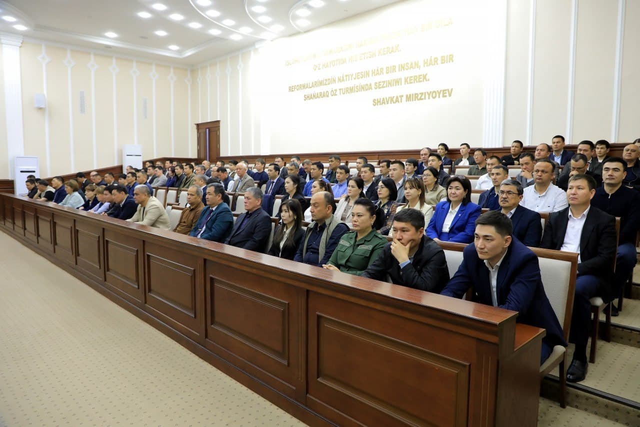 Qoraqalpogʻiston Respublikasi Vazirlar Kengashi raisi hamda Ichki ishlar vaziri ishtirokida kiberxavfsizlik masalalariga bagʻishlangan kengaytirilgan yigʻilish boʻlib oʻtdi