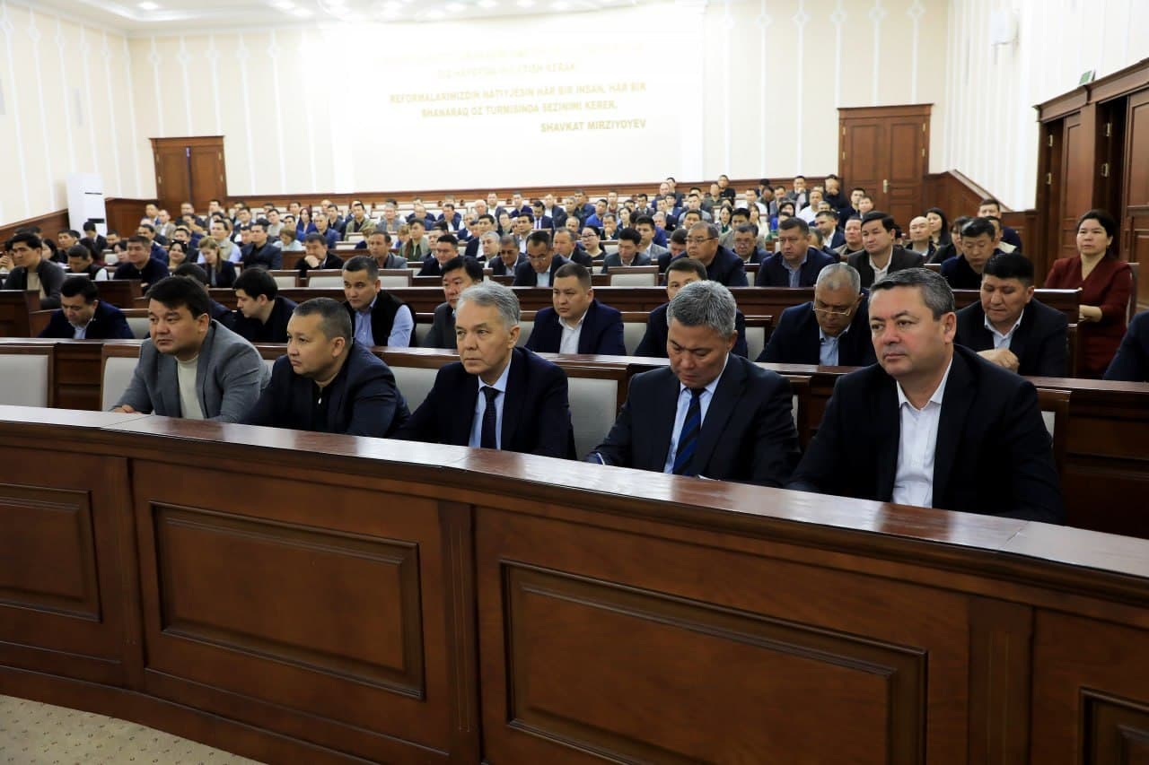 Qoraqalpogʻiston Respublikasi Vazirlar Kengashi raisi hamda Ichki ishlar vaziri ishtirokida kiberxavfsizlik masalalariga bagʻishlangan kengaytirilgan yigʻilish boʻlib oʻtdi