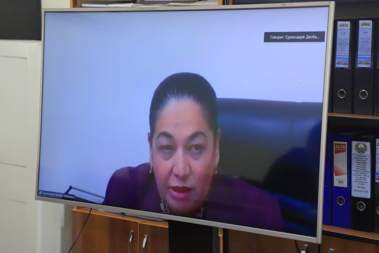 Surxondaryo viloyatida xalq deputatlari Kengashining korrupsiyaga qarshi kurashish va xavfsizlik masalalari boʻyicha doimiy komissiyasining navbatdagi yigʻilishi boʻlib oʻtdi