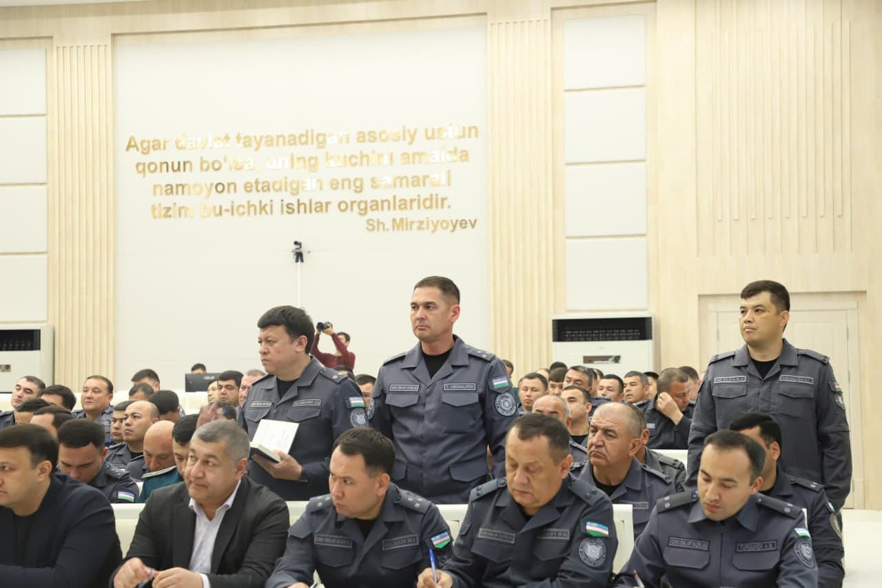 ИИВ раҳбарияти томонидан Тошкент вилоятида ички ишлар органларининг жанговар шайлик ва жисмоний тайёргарлик текширувлари якунлари юзасидан йиғилиш ўтказилди