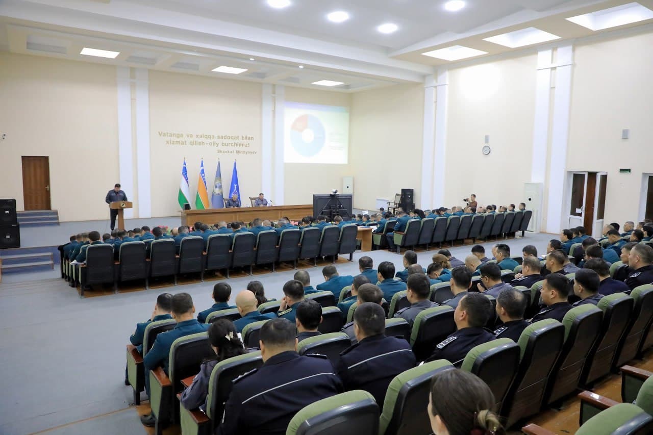 Руководством МВД проведено совещание по подведению итогов работы по профилактике преступлений и правонарушений, проведенной на территории Республики Каракалпакстан за первые 3 месяца нынешнего года