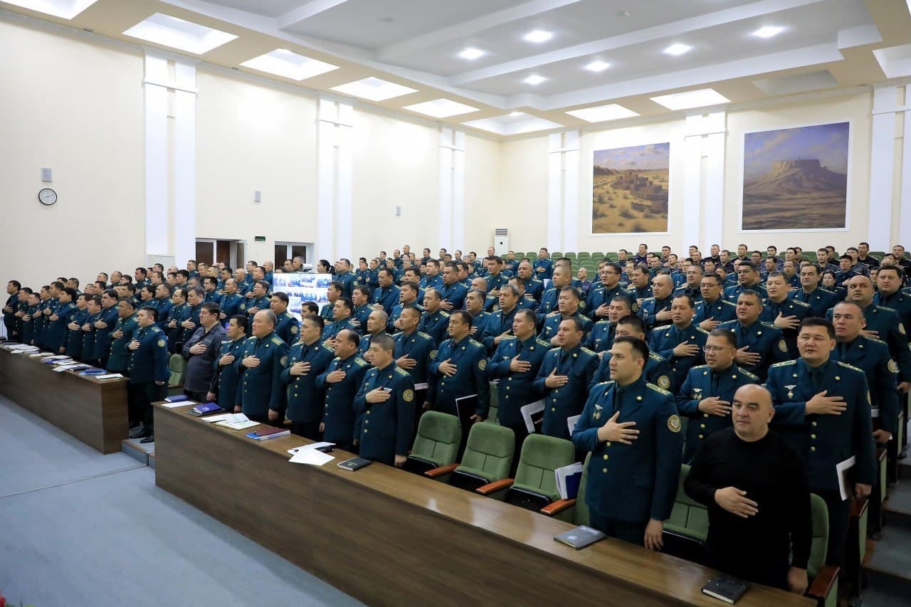 Руководством МВД проведено совещание по подведению итогов работы по профилактике преступлений и правонарушений, проведенной на территории Республики Каракалпакстан за первые 3 месяца нынешнего года