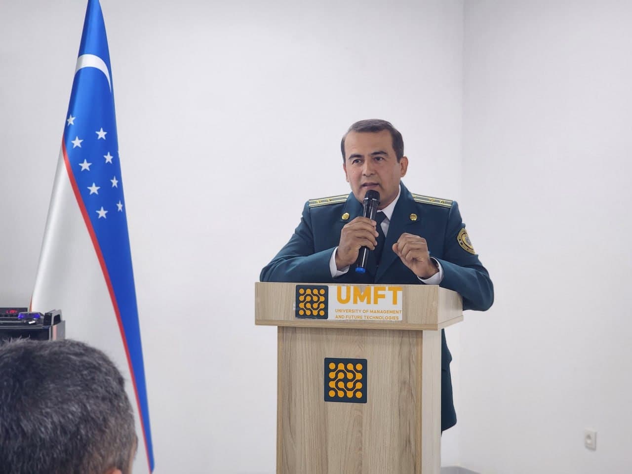 В Университете менеджмента и современных технологий (UMFT) состоялся круглый стол на актуальную тему