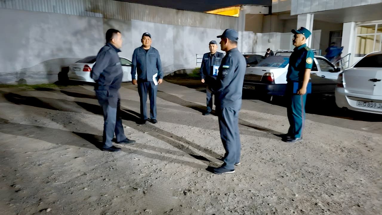 Руководством УВД Сырдарьинской области осуществлен практический визит, направленный на улучшение социально-духовной обстановки в махалле и профилактику преступности