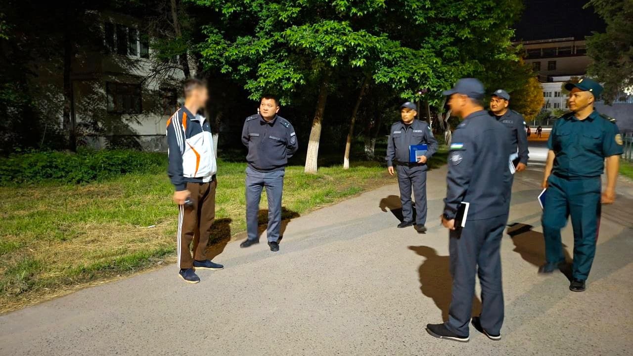 Руководством УВД Сырдарьинской области осуществлен практический визит, направленный на улучшение социально-духовной обстановки в махалле и профилактику преступности