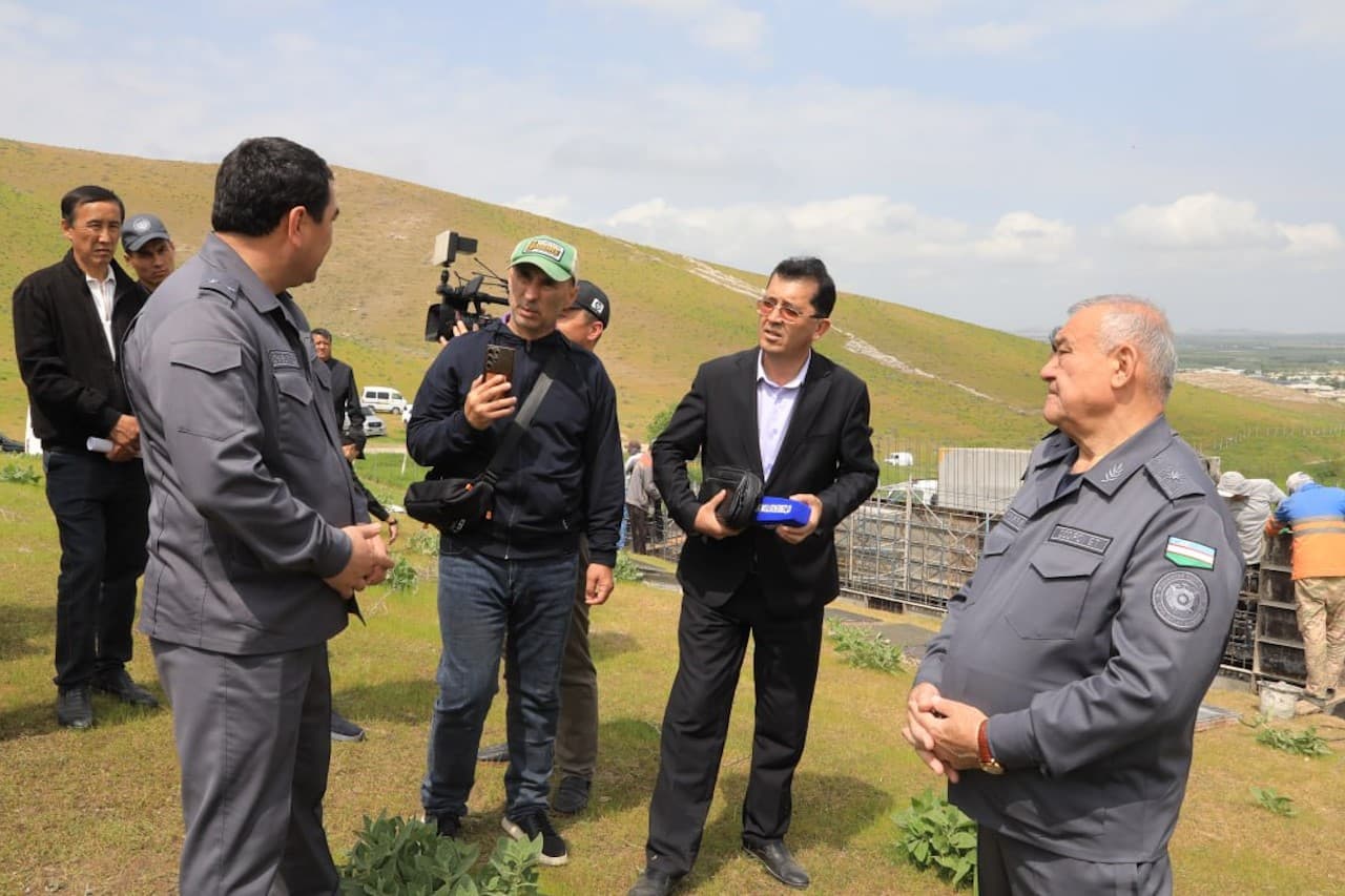 Пресс-тур в УВД Джизакской области: социальная защита, современные условия и пример преобразований в рамках проекта "Яшил макон"