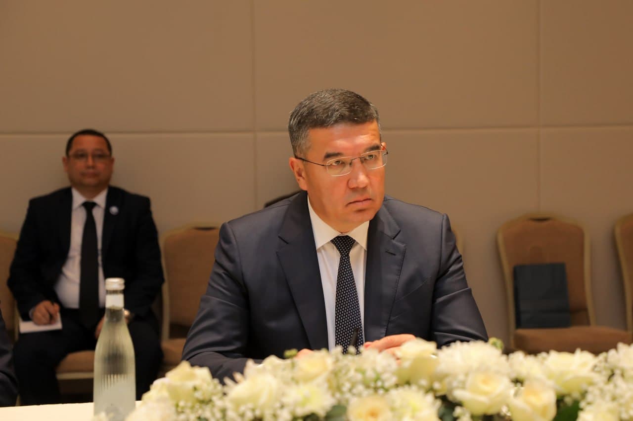 Samarqand forumi doirasida Ichki ishlar vaziri general-leytenant Aziz Tashpulatov hamda Afgʻoniston Ichki ishlar vaziri oʻrinbosari Shayx Abdul Rahmon Munir boshchiligidagi delegatsiyaning uchrashuvi boʻlib oʻtdi