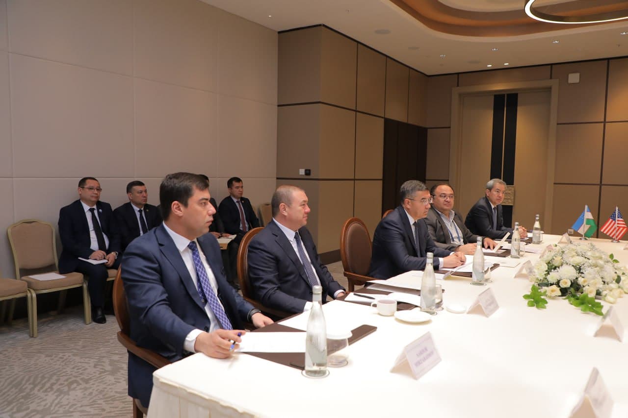 Samarqand shahrida oʻtkazilayotgan global forum doirasida Oʻzbekiston va AQSH oʻrtasida transmilliy narkotahdidlarga qarshi kurash va xalqaro hamkorlikni kuchaytirish masalalari yuzasidan uchrashuv boʻlib oʻtdi