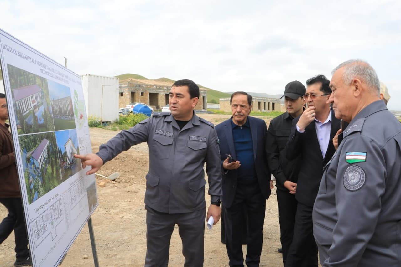 Пресс-тур в УВД Джизакской области: социальная защита, современные условия и пример преобразований в рамках проекта "Яшил макон"